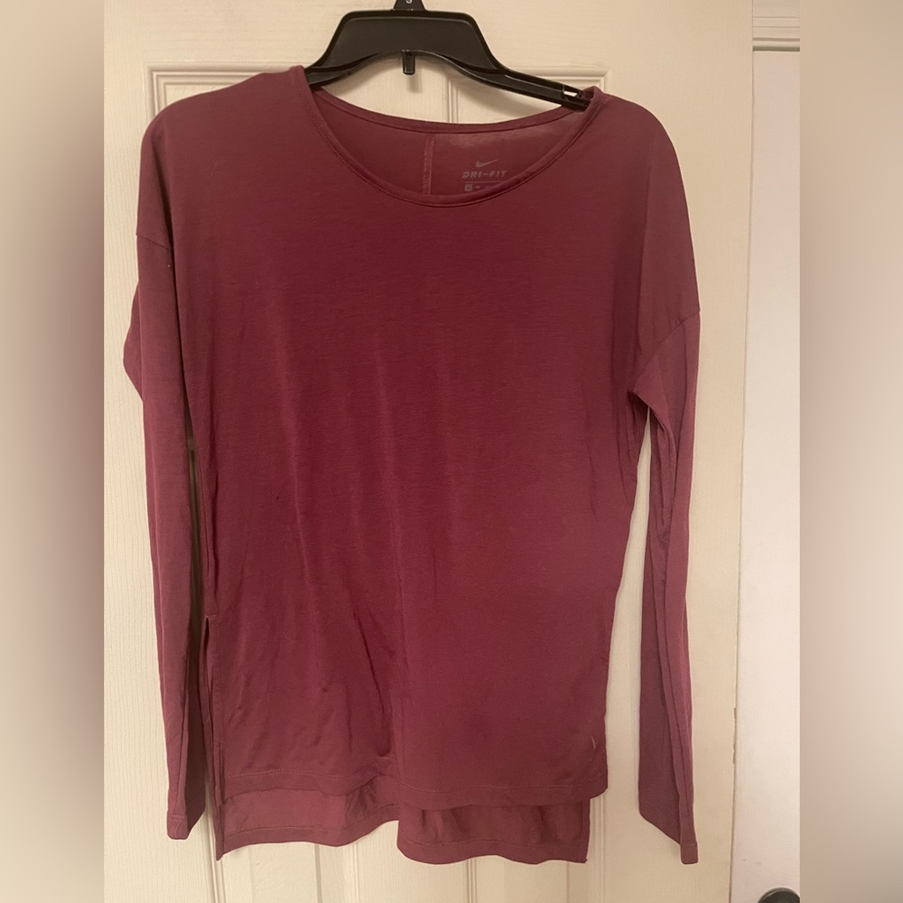 Nike Women’s Long Sleeve